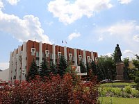 В Думу внесли законопроект с поправками в 58 законов Саратовской области