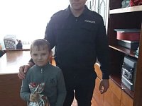 Сотрудники полиции О МВД России в рамках Всероссийской акции "Полицейский Дед Мороз"