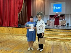 Николай Панков поздравил соцработников Дергачевского района с профессиональным праздником