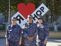 В год 10-летия Росгвардии и 215-летия войск правопорядка в Саратове росгвардейцы в очередной раз пополнили банк донорской крови, приняв участие в ведомственной акции «От сердца к сердцу»⠀