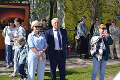 1 мая в р.п. Дергачи прошел Семейный велопробег посвященный празднику Весны и Труда.