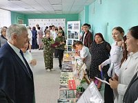 Традиционно августовское совещание даёт педагогической общественности стартовый сигнал к новым педагогическим идеям и креативному творческому поиску, определяет актуальные стратегии и ориентиры развития системы образования на новый учебный год.    