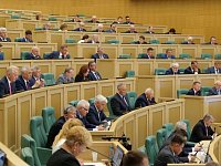 Губернатор в Совете Федерации отметил роль и поддержку Володина в развитии региона