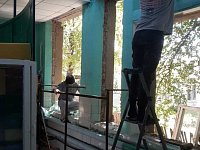 Продолжаются ремонтные работы в МДОУ д.с."Сказка" р.п.Дергачи.